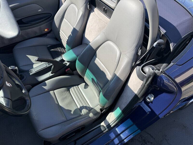 2001 Porsche Boxster