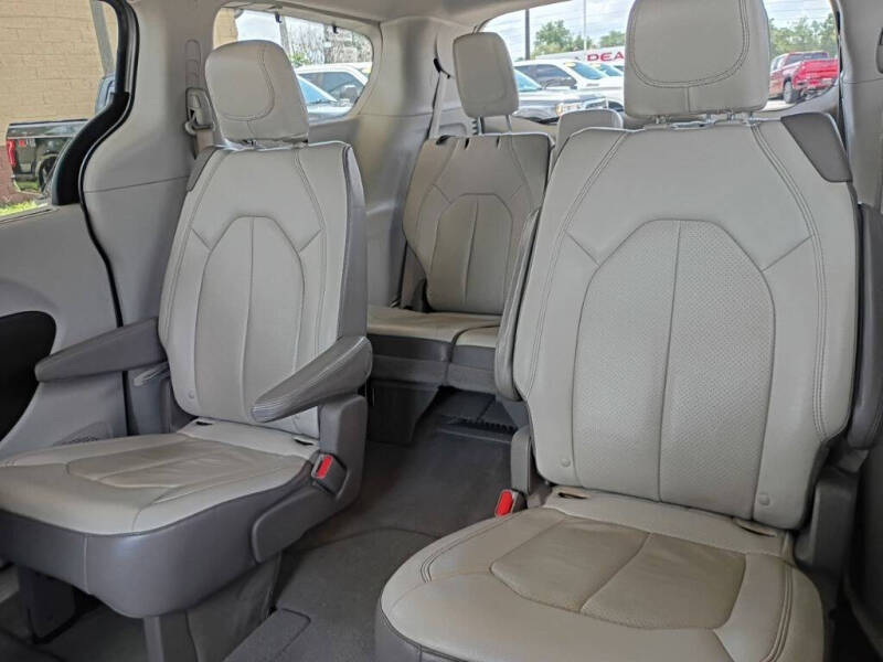 2018 Chrysler Pacifica Touring L