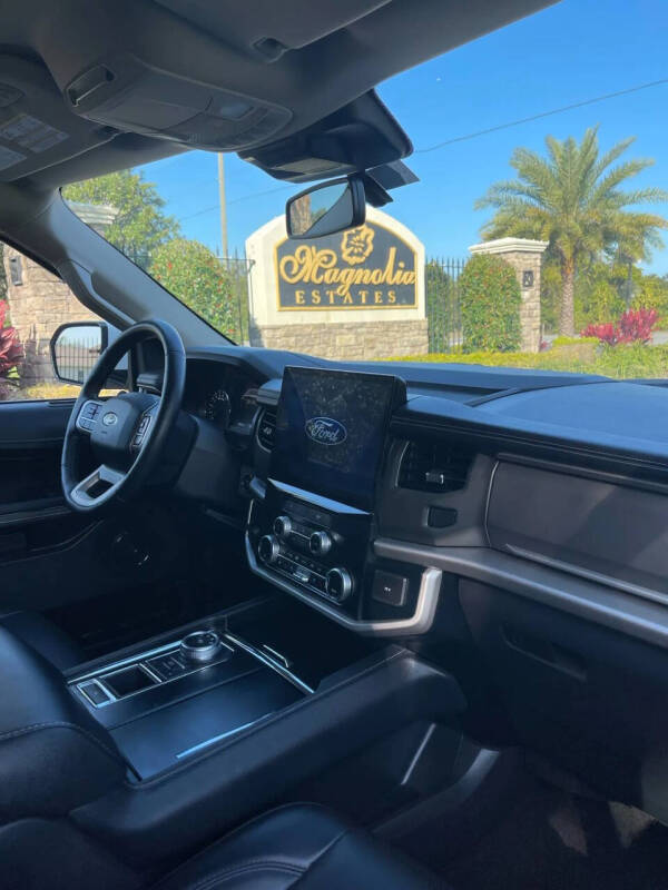 2024 Ford Expedition MAX XLT