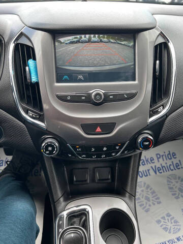 2017 Chevrolet Cruze LT Auto