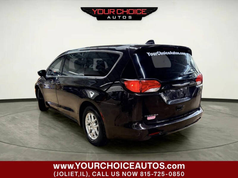 2017 Chrysler Pacifica Touring