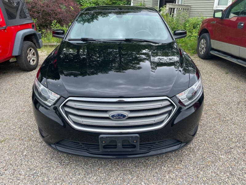 2016 Ford Taurus SEL