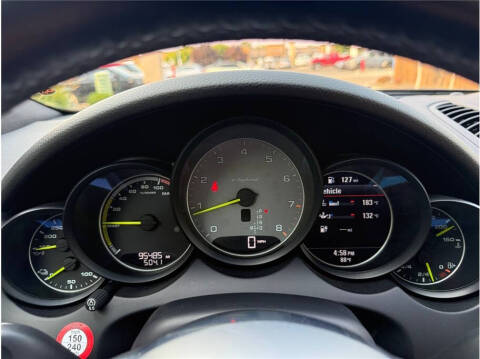 2016 Porsche Cayenne S E-Hybrid