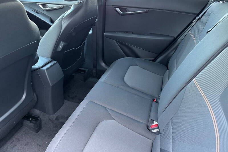 2026 Kia Niro LX