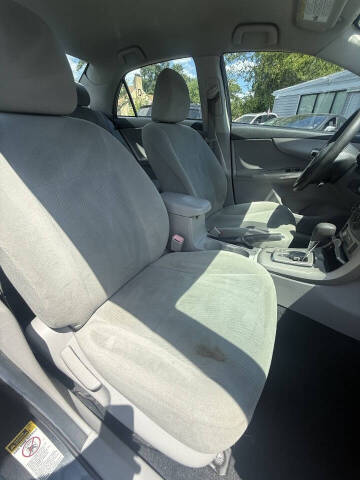 2012 Toyota Corolla LE