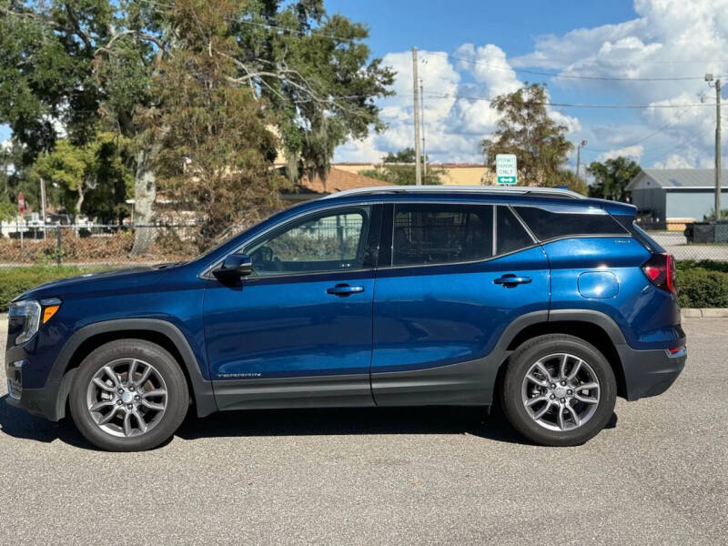 2023 GMC Terrain SLT