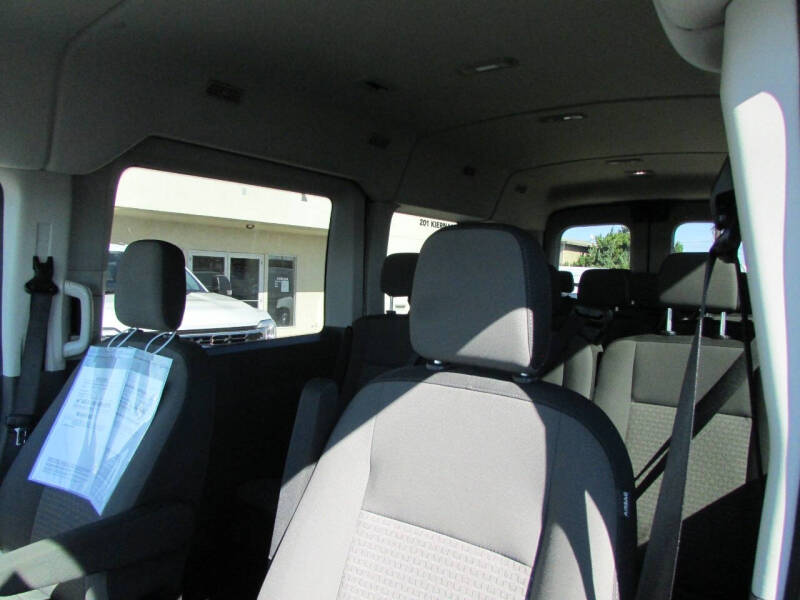 2023 Ford Transit 350 XLT