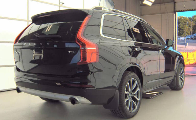 2018 Volvo XC90 T5 Momentum 7-Passenger