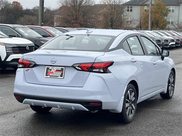 2025 Nissan Versa SV