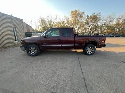 2000 Chevrolet Silverado 1500 for sale at Barney's Used Cars in Sioux Falls SD