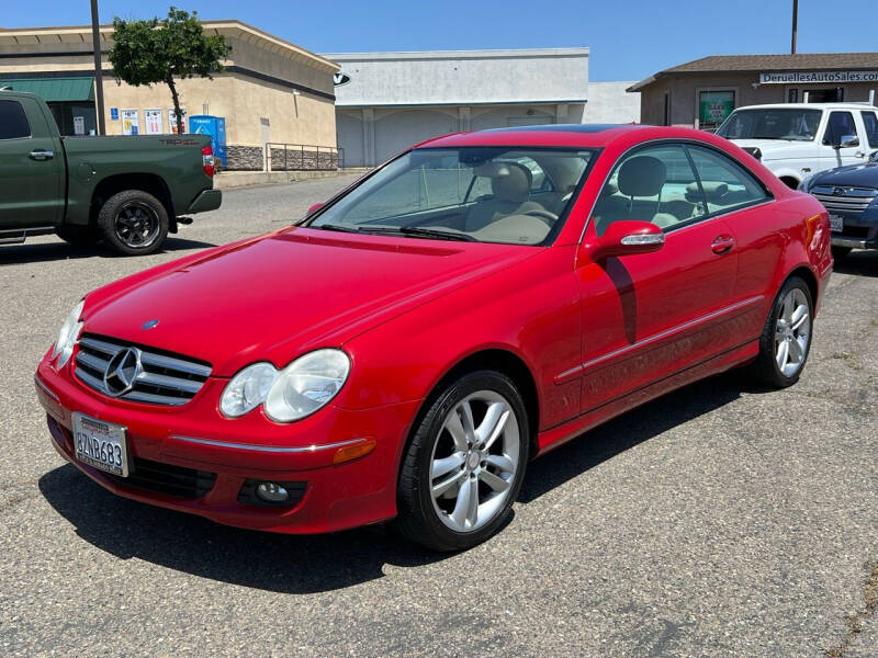 2009 Mercedes-Benz CLK for sale at Deruelle's Auto Sales in Shingle Springs CA