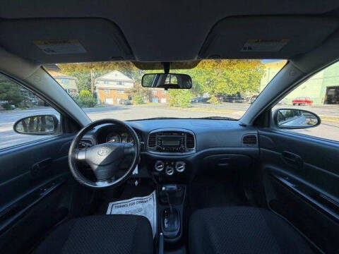 2007 Hyundai Accent SE