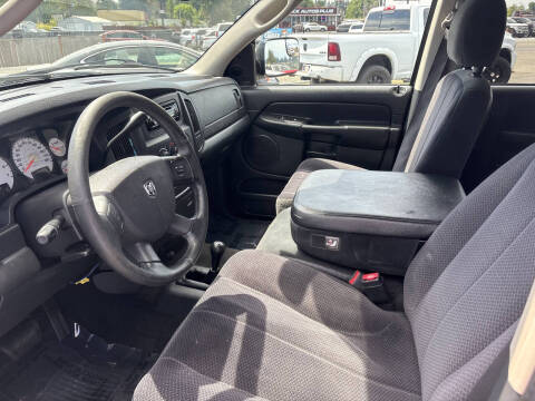 2004 Dodge Ram 1500 SLT