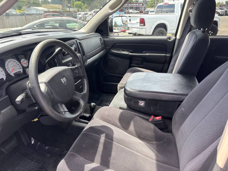 2004 Dodge Ram 1500 SLT