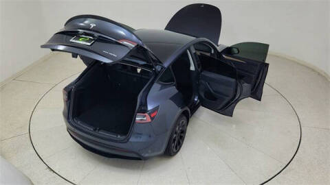 2025 Tesla Model Y Long Range