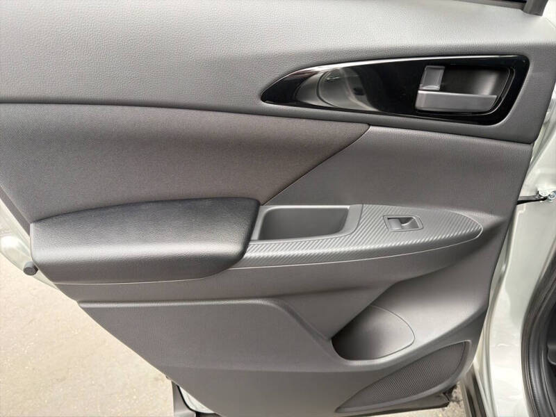 2026 Mitsubishi Eclipse Cross ES