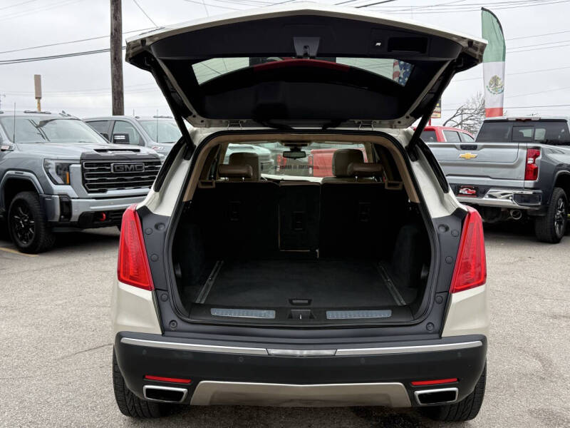 2017 Cadillac XT5 Platinum