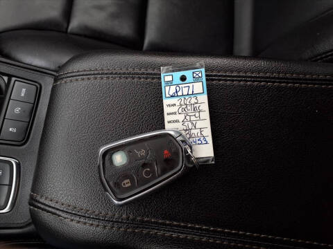 2023 Cadillac XT4 Premium Luxury