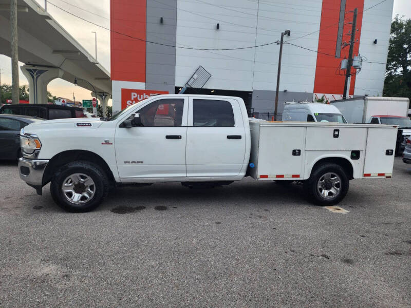 2019 RAM Ram 3500 Chassis Cab Tradesman's photo
