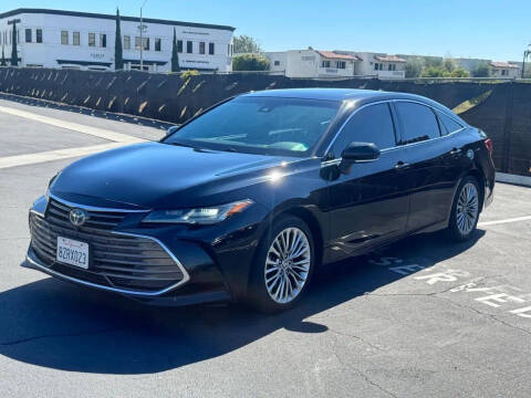 2022 Toyota Avalon Hybrid Limited