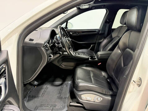 2017 Porsche Macan S