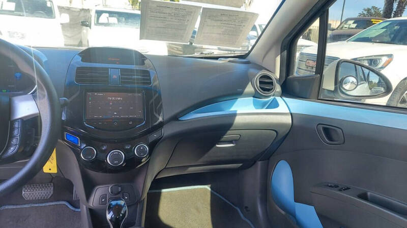 2014 Chevrolet Spark EV 1LT