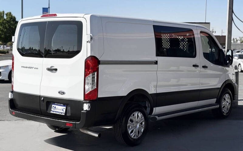 2023 Ford Transit 250