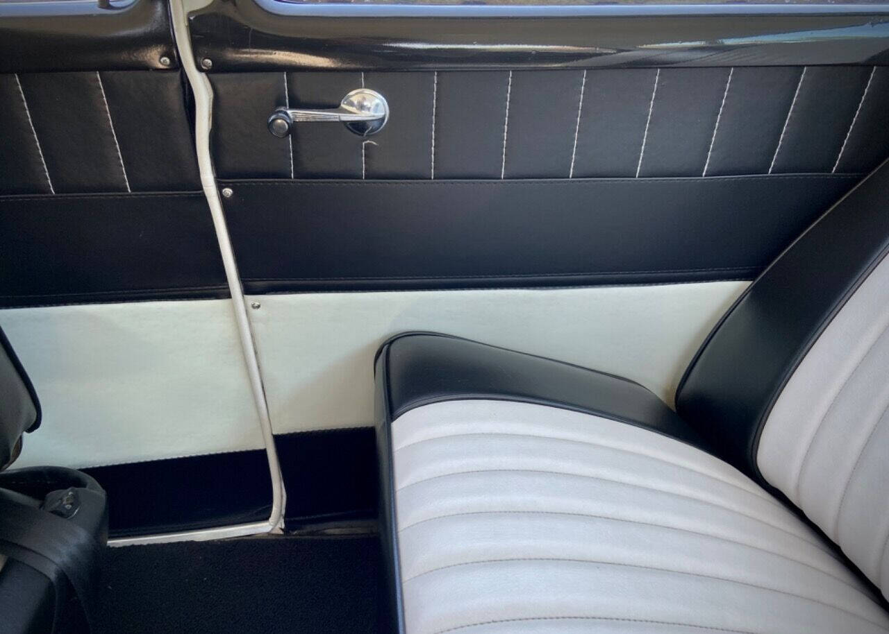 1953 Chevrolet 210 42