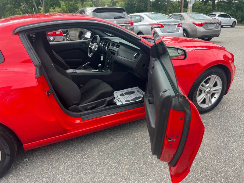 2014 Ford Mustang V6
