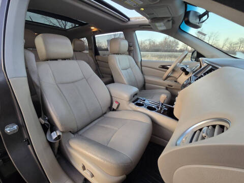 2014 Nissan Pathfinder Platinum