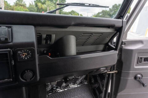 1991 Land Rover Defender