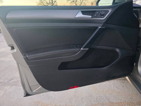 2015 Volkswagen Golf TSI S