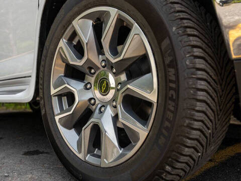 2025 Chevrolet Express 2500