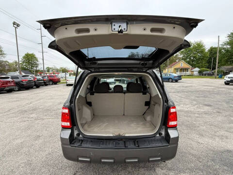 2010 Ford Escape XLS