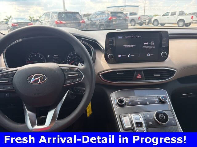 2023 Hyundai Santa Fe SE