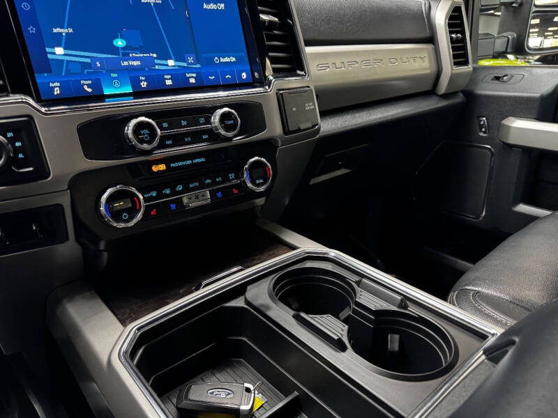 2022 Ford F-350 Super Duty Lariat