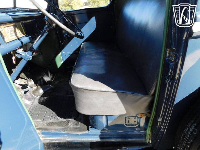 1946 Ford F-100