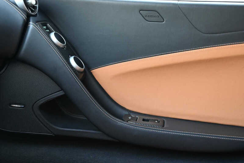2012 McLaren MP4-12C