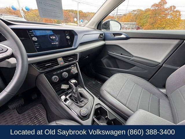 2023 Volkswagen Taos SE 4Motion