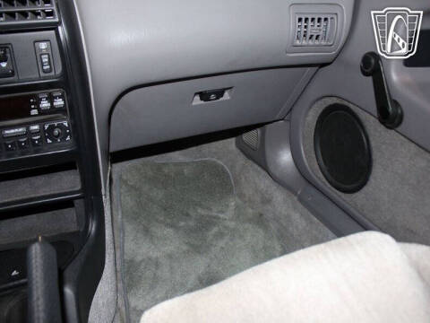 1993 Dodge Daytona ES
