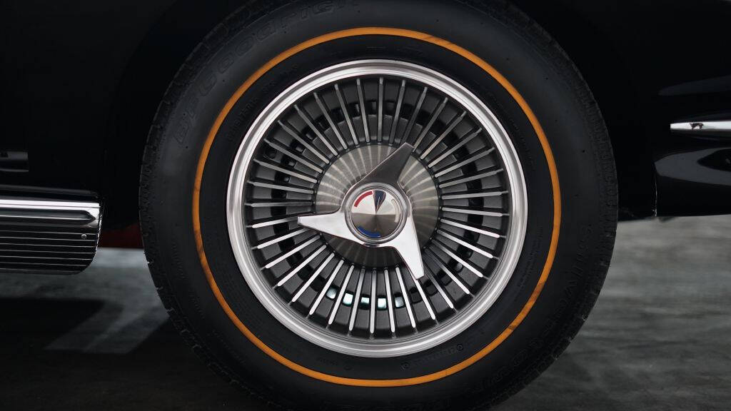 1966 Chevrolet Corvette 34