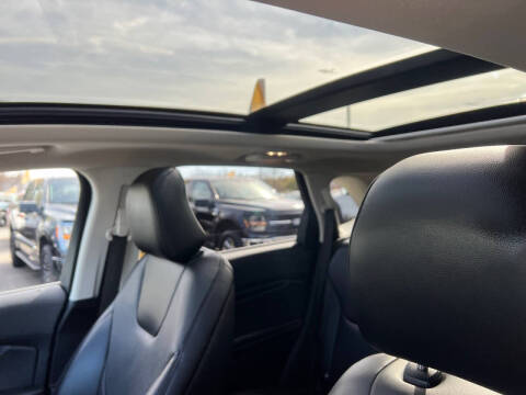 2022 Ford Edge Titanium