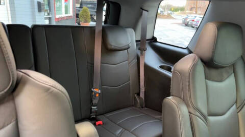 2017 Cadillac Escalade Luxury