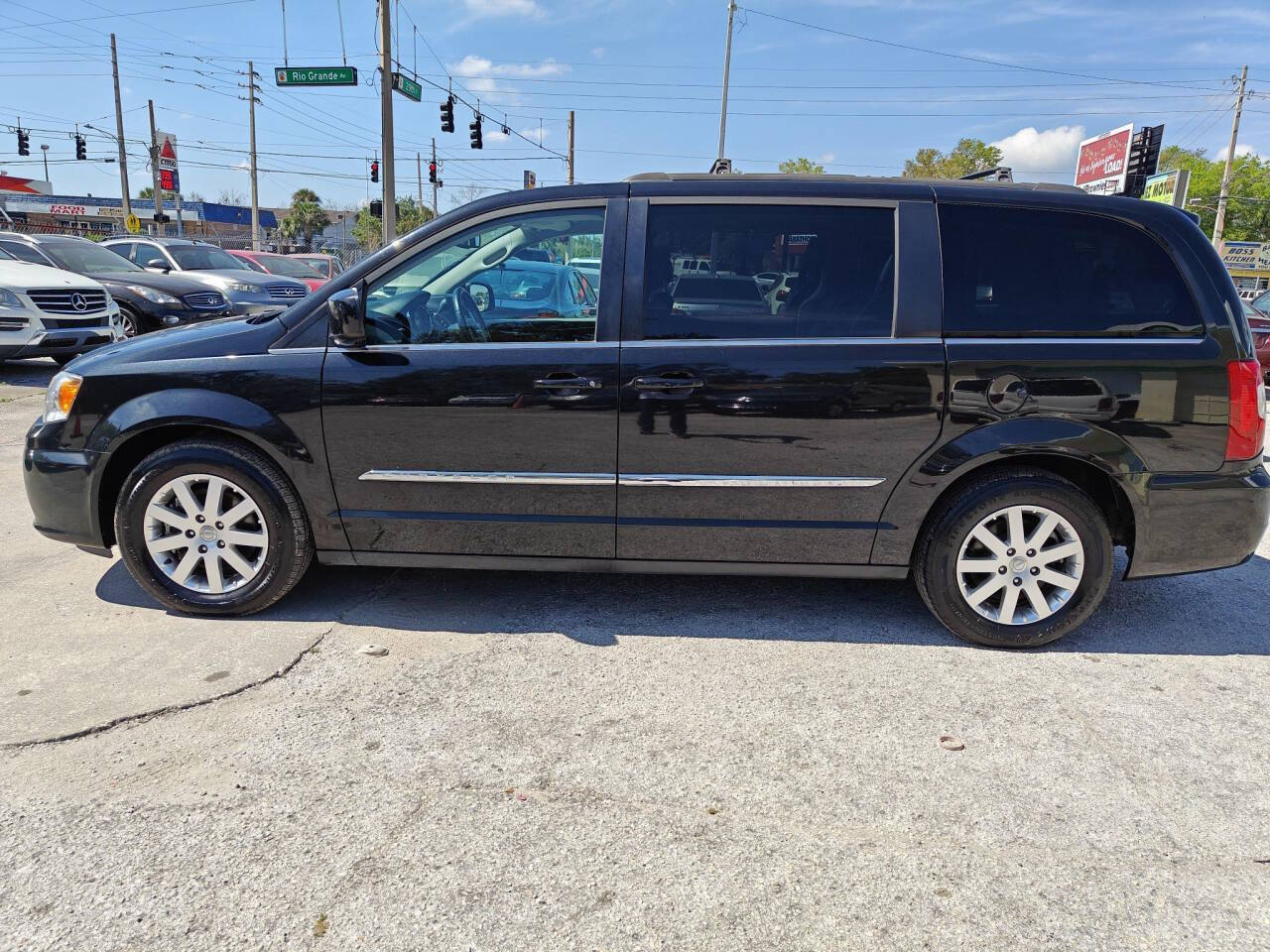 2016 Chrysler Town and Country for sale at EZ MOTOR ORLANDO in Orlando, FL