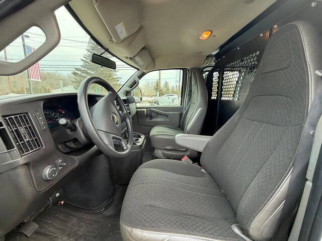 2024 Chevrolet Express 2500