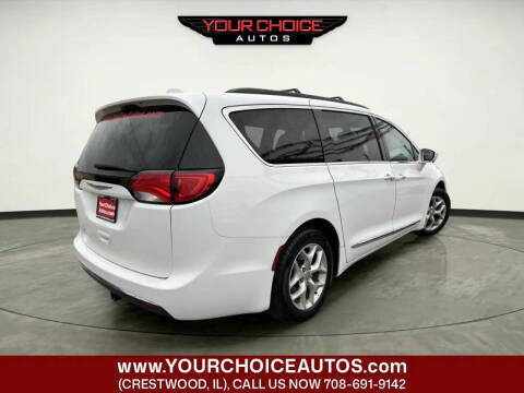 2017 Chrysler Pacifica Touring Plus