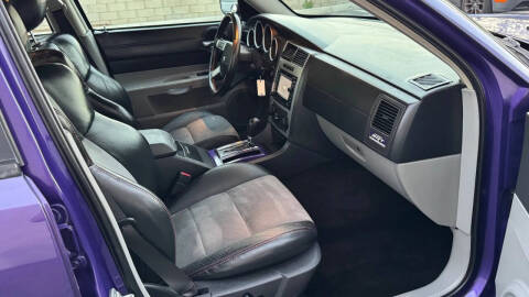 2007 Dodge Charger SRT-8