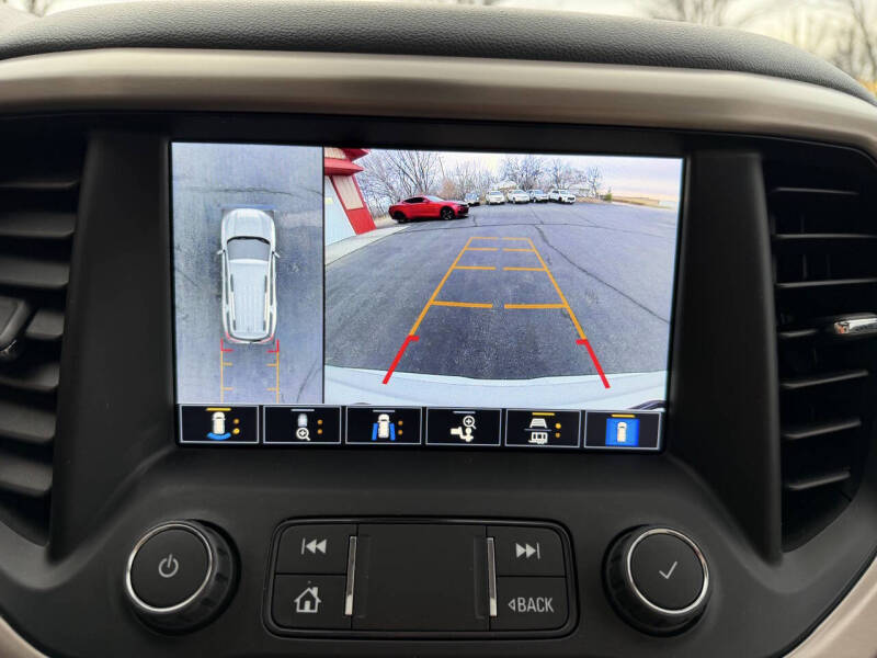 2021 GMC Acadia Denali