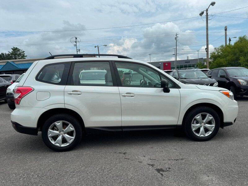 2015 Subaru Forester 2.5i