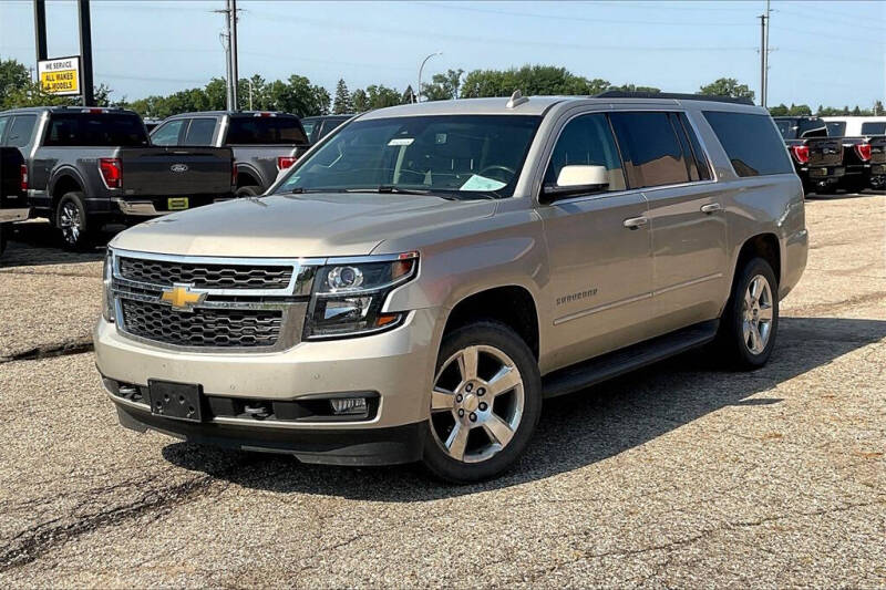 Used 2015 Chevrolet Suburban LT with VIN 1GNSKJKC7FR712601 for sale in Montevideo, Minnesota